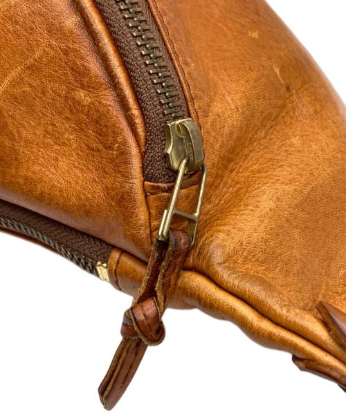 SLOW（スロウ）SLOW (スロウ) urbono ボディバッグ ブラウンの古着・服飾アイテム