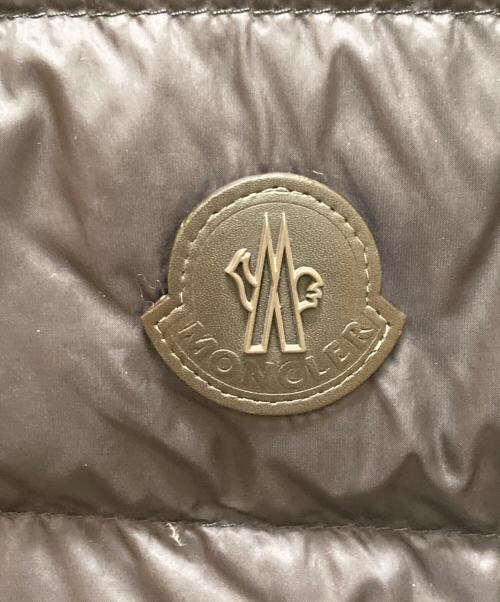 MONCLER（モンクレール）MONCLER (モンクレール) レザーワッペンロゴ スウェット切り替え フーデッド ジップアップ ダウンジャケット ブラック サイズ:Lの古着・服飾アイテム