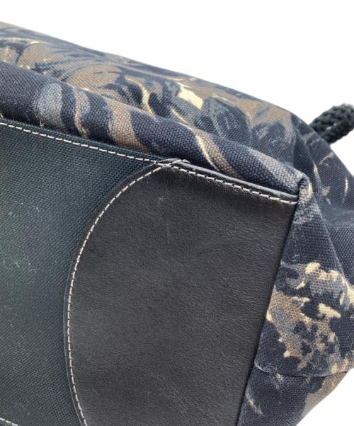 PAUL SMITH（ポールスミス）Paul Smith (ポールスミス) 総柄トートバッグ ブラックの古着・服飾アイテム