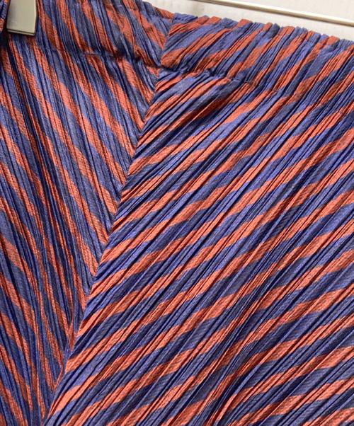 PLEATS PLEASE（プリーツプリーズ）PLEATS PLEASE (プリーツプリーズ) 変形プリーツパンツ ネイビー×ブラウン サイズ:3の古着・服飾アイテム