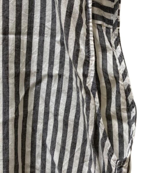 Spick and Span（スピック＆スパン）Spick and Span (スピック＆スパン) リネンブレンドフレンチヘムギャザーストライプシャツ ホワイト×グレー サイズ:不明の古着・服飾アイテム
