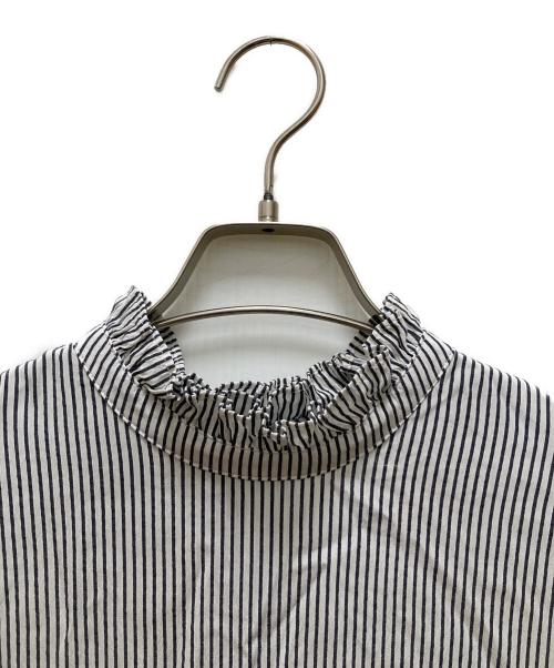 Spick and Span（スピック＆スパン）Spick and Span (スピック＆スパン) フリルカラーストライプシャツ ホワイト×ネイビー サイズ:表記無しの古着・服飾アイテム