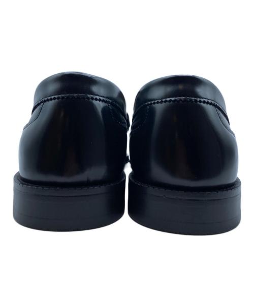 ZARA（ザラ）ZARA (ザラ) Disney (ディズニー) Harry Lambert (ハリー・ランバート) コラボコインローファー ブラック×ホワイト サイズ:45の古着・服飾アイテム