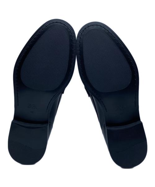 ZARA（ザラ）ZARA (ザラ) Disney (ディズニー) Harry Lambert (ハリー・ランバート) コラボコインローファー ブラック×ホワイト サイズ:45の古着・服飾アイテム