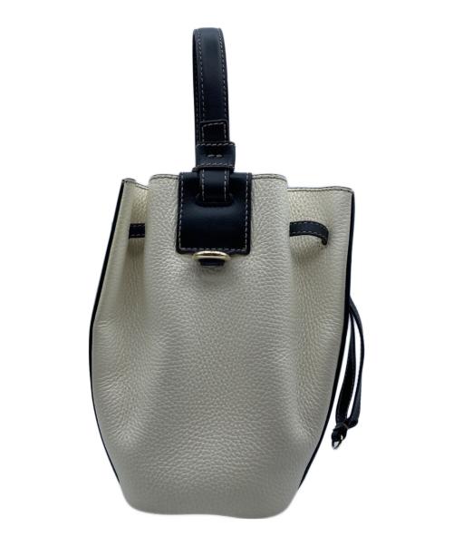 FURLA（フルラ）FURLA (フルラ) ミアステラ ミニバケット ブラック×ホワイトの古着・服飾アイテム