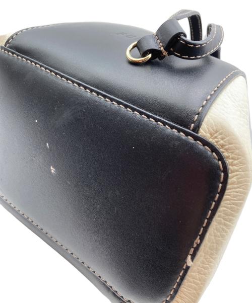 FURLA（フルラ）FURLA (フルラ) ミアステラ ミニバケット ブラック×ホワイトの古着・服飾アイテム