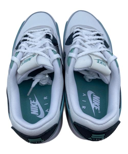 NIKE（ナイキ）NIKE (ナイキ) エア マックス 90 LV8 ホワイト×グレー サイズ:25の古着・服飾アイテム