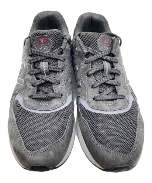 NEW BALANCE（ニューバランス）NEW BALANCE (ニューバランス) 880 V7 ローカットスニーカー グレー サイズ:28の古着・服飾アイテム