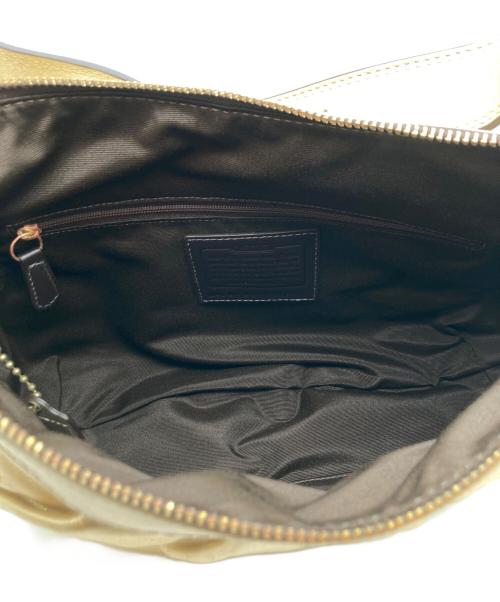 COACH（コーチ）COACH (コーチ) ハーフムーン レザーワンショルダーバッグ ゴールドの古着・服飾アイテム