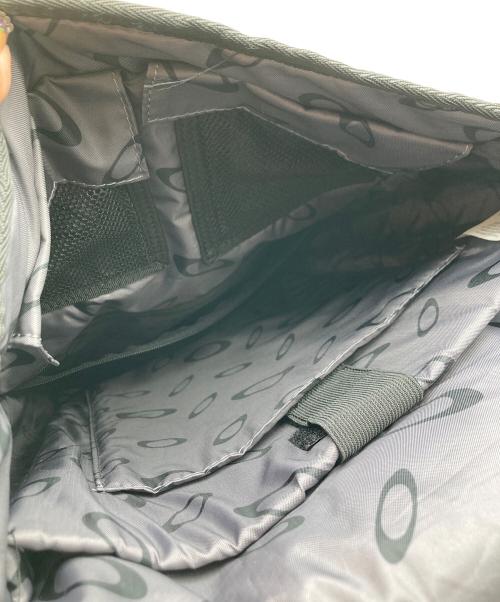 OAKLEY（オークリー）OAKLEY (オークリー) 多機能ショルダーバッグ ブラックの古着・服飾アイテム