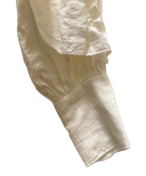 anuans（アニュアンス）anuans (アニュアンス) リンクルラッフルワンピース ホワイト サイズ:FREEの古着・服飾アイテム