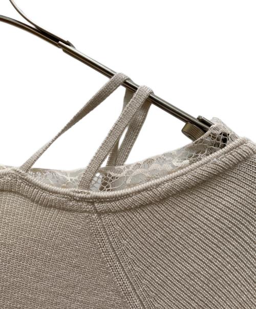 COCODEAL（ココディール）COCODEAL (ココディール) レースディティールオフショルニットワンピース ベージュ サイズ:２の古着・服飾アイテム