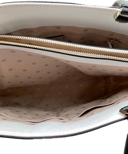 Kate Spade（ケイトスペード）Kate Spade (ケイトスペード) ステイシー カラーブロック ラップトップ トートバッグ ベージュ×ホワイトの古着・服飾アイテム