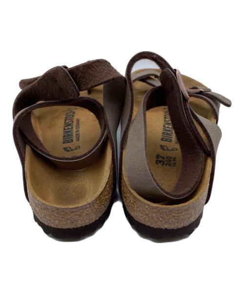 BIRKENSTOCK（ビルケンシュトック）BIRKENSTOCK (ビルケンシュトック) YARA アンクルストラップサンダル ベージュ サイズ:24の古着・服飾アイテム