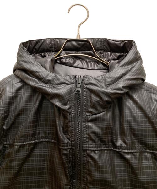 BURBERRY BLACK LABEL（バーバリーブラックレーベル）BURBERRY BLACK LABEL (バーバリーブラックレーベル) リバーシブルフーデッドチェックダウンジャケット ブラック サイズ:Lの古着・服飾アイテム