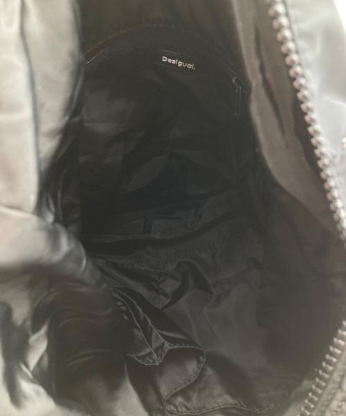 Desigual（デシグアル）Desigual (デシグアル) マルチポジション マキシバックパック ブラックの古着・服飾アイテム