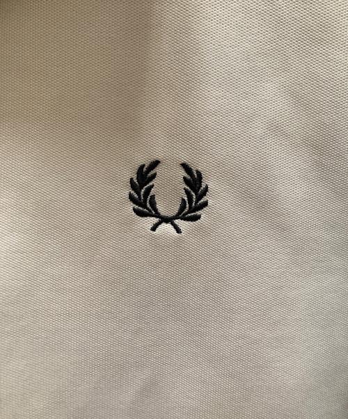 FRED PERRY（フレッドペリー）FRED PERRY (フレッドペリー) トラックジャケット ベージュ サイズ:Ⅼの古着・服飾アイテム