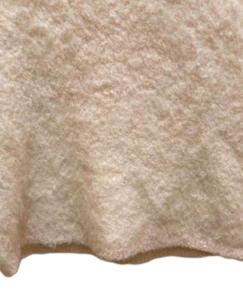 polaura（ポロ―ラ）polaura (ポロ―ラ) バックオープンシャギーニットトップス ベージュ サイズ:FREEの古着・服飾アイテム