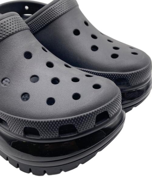 crocs（クロックス）crocs (クロックス) メガクラッシュ クロッグ 厚底サンダル ブラック サイズ:M6 W8の古着・服飾アイテム