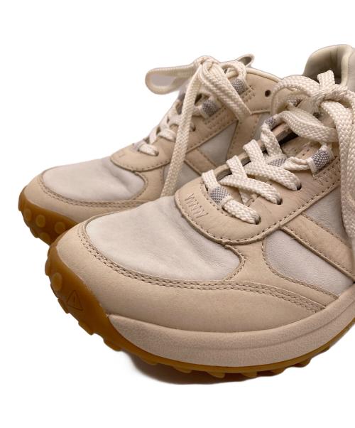 KEEN（キーン）KEEN (キーン) ケーエス86 ローカットスニーカー ベージュ サイズ:２３の古着・服飾アイテム