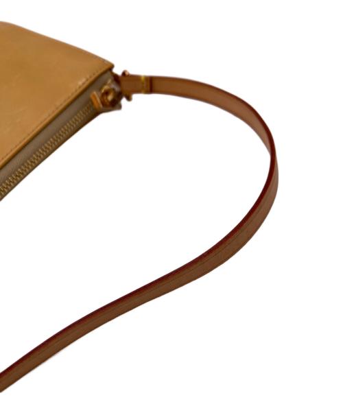LOUIS VUITTON（ルイ ヴィトン）LOUIS VUITTON (ルイ ヴィトン) レキシントン ヴェルニ ハンドバッグ イエローの古着・服飾アイテム