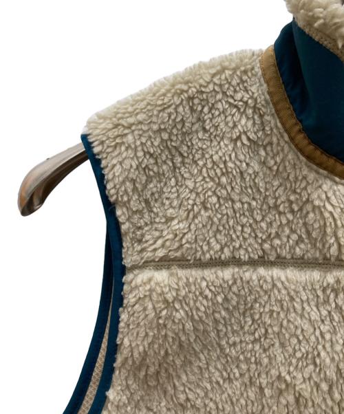 Patagonia（パタゴニア）Patagonia (パタゴニア) クラシックレトロX ボアフリースベスト ベージュ×グリーン サイズ:Ｓの古着・服飾アイテム