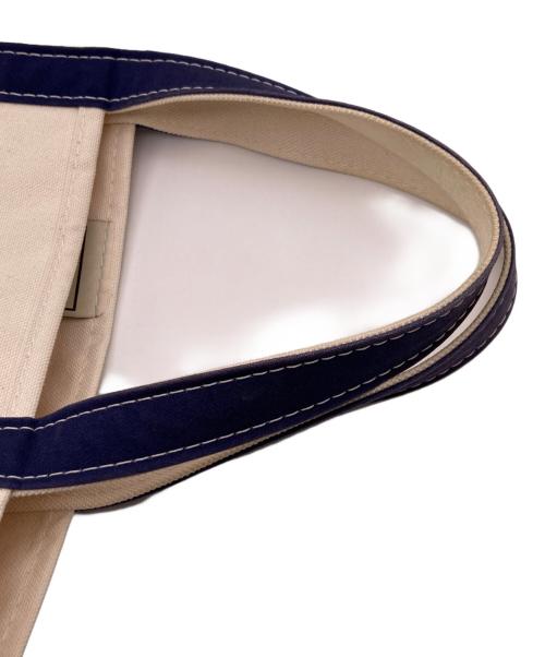 L.L.Bean（エルエルビーン）L.L.Bean (エルエルビーン) ボートアンドトートバッグ【ミディアム】 ホワイト×ネイビーの古着・服飾アイテム