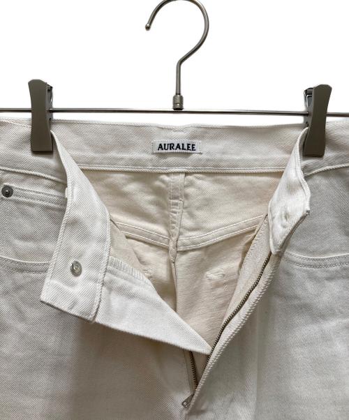 AURALEE（オーラリー）AURALEE (オーラリー) ハードツイスト5Pデニムパンツ ホワイト サイズ:25の古着・服飾アイテム