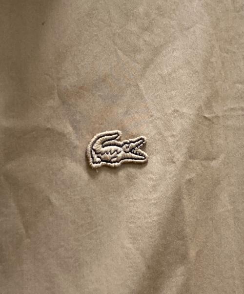 LACOSTE（ラコステ）LACOSTE (ラコステ) リラックスフィットステンカラーコート ベージュ サイズ:36の古着・服飾アイテム