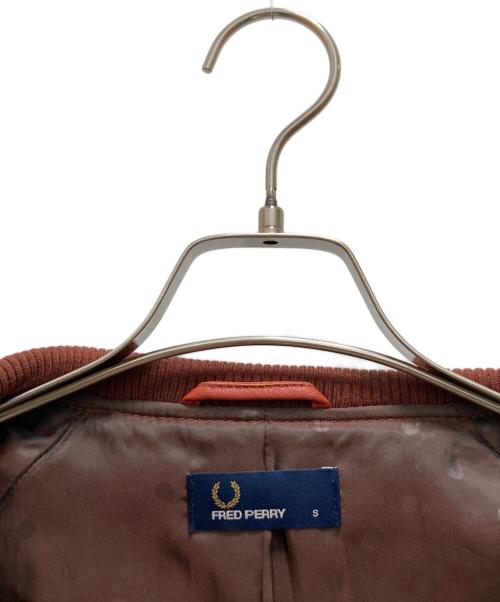FRED PERRY（フレッドペリー）FRED PERRY (フレッドペリー) ラムレザー トラックジャケット レッド サイズ:Sの古着・服飾アイテム