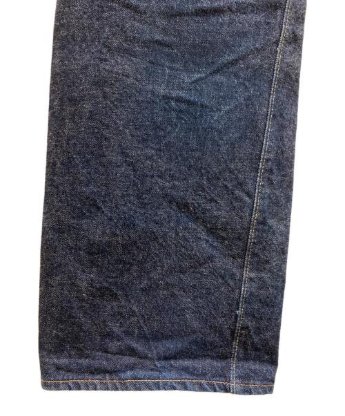 DENIME（ドゥニーム）DENIME (ドゥニーム) 220A オフセット デニムパンツ インディゴ サイズ:W33 L30の古着・服飾アイテム