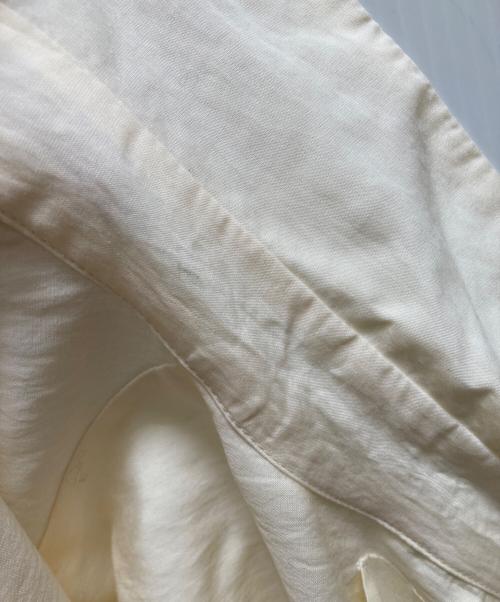 TODAYFUL（トゥデイフル）TODAYFUL (トゥデイフル) シルキーポケットシャツ ベージュ サイズ:Fの古着・服飾アイテム