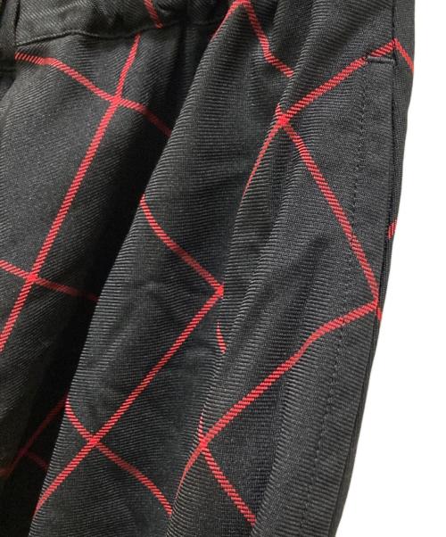 BLACK COMME des GARCONS（ブラックコムデギャルソン）BLACK COMME des GARCONS (ブラックコムデギャルソン) エステルチェックスカート ブラック×レッド サイズ:XSの古着・服飾アイテム