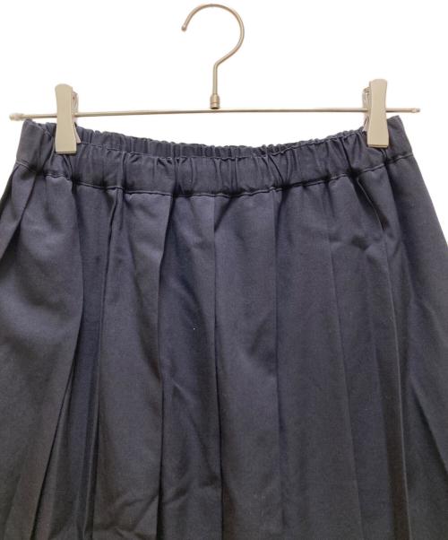 COMME des GARCONS COMME des GARCONS（コムデギャルソン コムデギャルソン）COMME des GARCONS COMME des GARCONS (コムデギャルソン コムデギャルソン) アシメントリーイージープリーツスカート ダークネイビー サイズ:ＳＳの古着・服飾アイテム