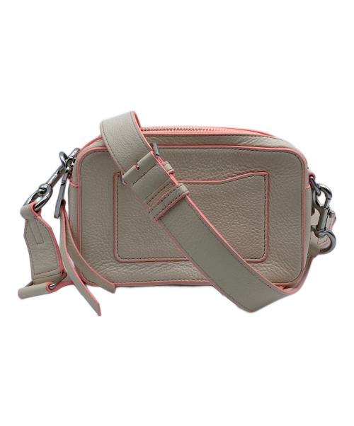 MARC JACOBS（マークジェイコブス）MARC JACOBS (マークジェイコブス) ザモトショット ベージュの古着・服飾アイテム