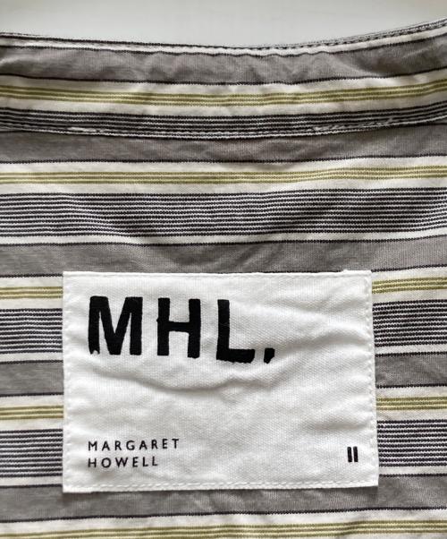 MHL（エムエイチエル）MHL (エムエイチエル) パジャマストライプバンドカラーシャツ グレー サイズ:2の古着・服飾アイテム