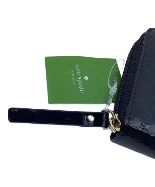 Kate Spade（ケイトスペード）Kate Spade (ケイトスペード) ラウンドファスナーエナメルドット柄長財布 ブラックの古着・服飾アイテム
