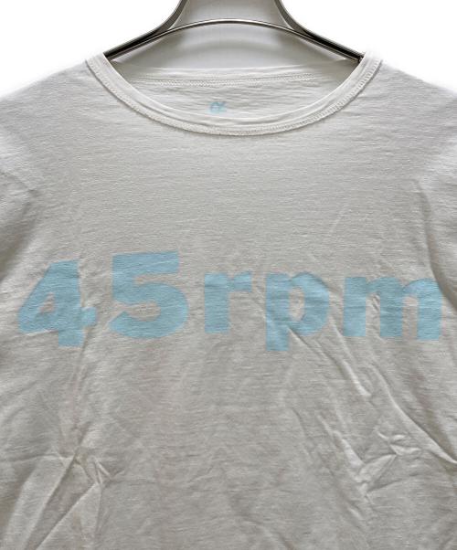45rpm（45アールピーエム）45rpm (45アールピーエム) ロゴプリントTシャツ ホワイト サイズ:3の古着・服飾アイテム