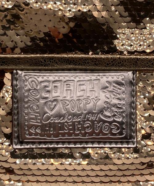 COACH（コーチ）COACH (コーチ) ポピー スパンコールクロスボディ ゴールドの古着・服飾アイテム