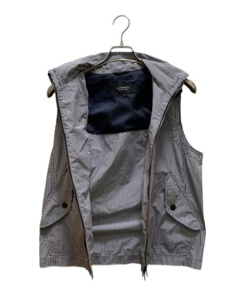 BURBERRY BLACK LABEL（バーバリーブラックレーベル）BURBERRY BLACK LABEL (バーバリーブラックレーベル) ロゴ刺繍ギンガムチェックベスト ホワイト×ブラック サイズ:Mの古着・服飾アイテム