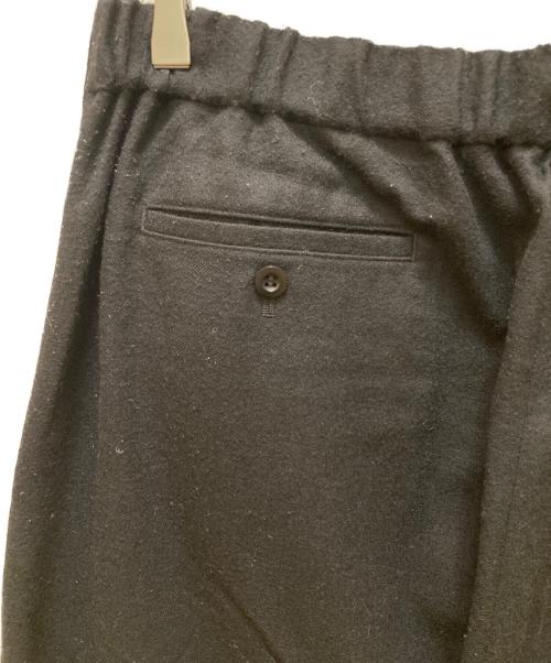 COMME des GARCONS JUNYA WATANABE MAN（コム デ ギャルソン ジュンヤ ワタナベ マン）COMME des GARCONS JUNYA WATANABE MAN (コム デ ギャルソン ジュンヤ ワタナベ マン) 2タックウールワイドパンツ ブラック サイズ:XLの古着・服飾アイテム