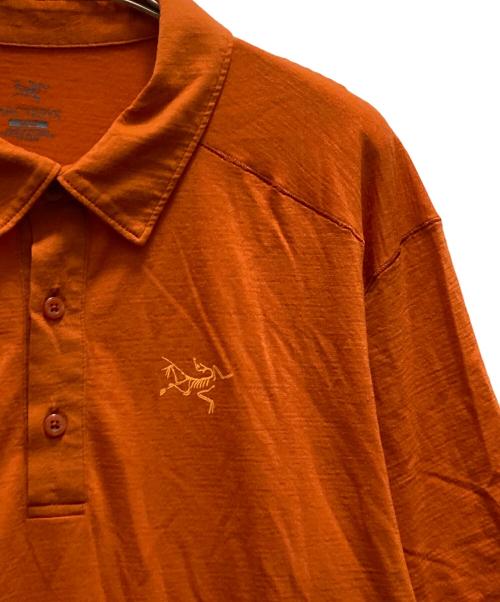 ARC'TERYX（アークテリクス）ARC'TERYX (アークテリクス) ペリオン ポロシャツ オレンジ サイズ:Mの古着・服飾アイテム