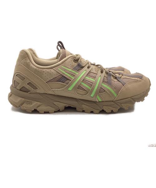 asics（アシックス）asics (アシックス) GEL-NIMBUS 9 ローカットスニーカー ベージュ サイズ:26.5の古着・服飾アイテム