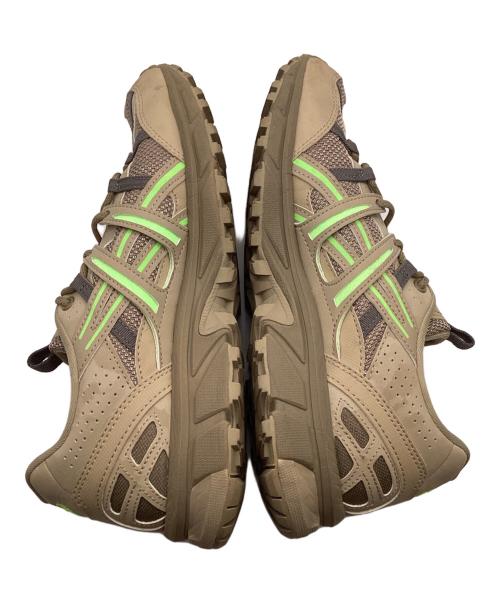 asics（アシックス）asics (アシックス) GEL-NIMBUS 9 ローカットスニーカー ベージュ サイズ:26.5の古着・服飾アイテム
