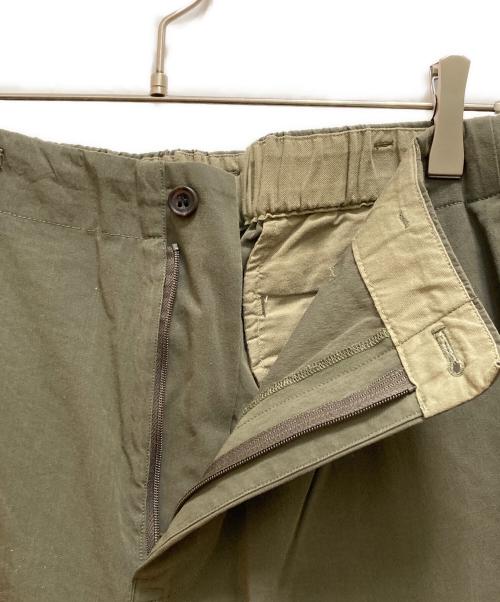 MARKA（マーカ）MARKA (マーカ) 2タックストレートフィットイージーパンツ カーキ サイズ:3の古着・服飾アイテム