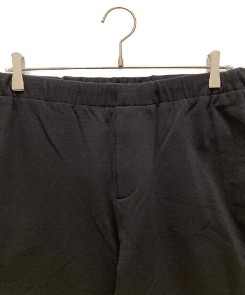 theory（セオリー）theory (セオリー) ストレッチイージーテーパードパンツ ブラック サイズ:32の古着・服飾アイテム