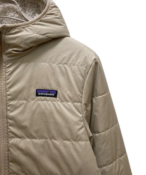 Patagonia（パタゴニア）Patagonia (パタゴニア) リバーシブル・レディ・フレディ・フーディ ベージュ サイズ:XL14の古着・服飾アイテム