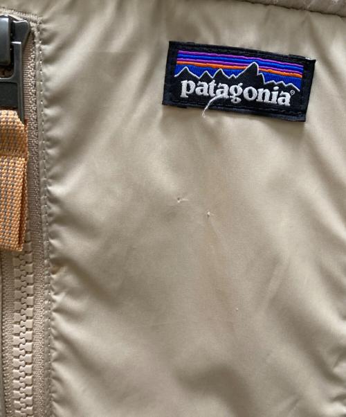 Patagonia（パタゴニア）Patagonia (パタゴニア) リバーシブル・レディ・フレディ・フーディ ベージュ サイズ:XL14の古着・服飾アイテム