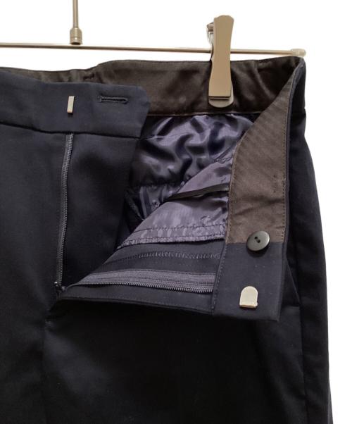 自由区（ジユウク）自由区 (ジユウク) スラックス ネイビー サイズ:36 未使用品の古着・服飾アイテム