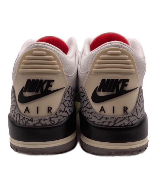 NIKE（ナイキ）NIKE (ナイキ) エアジョーダン3 レトロ 